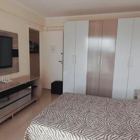 Lindo Apartamento No Coracao Da Cidade - Apartamento Inteiro Ou Seja Nao E Compartilhado Com Outras Pessoas - Perto De Tudo - 2 Quartos - Ar Condicionado - Churrasqueira - Cozinha Completa - 120 Metros Quadrados Ao Todo - Quartos Com 12 Metros Quadra 乌尼昂-达维多利亚 外观 照片