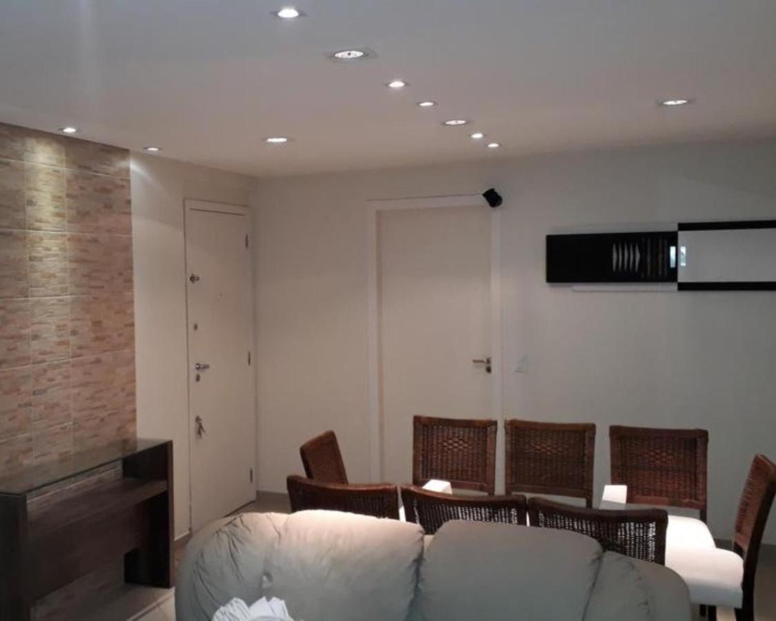 Lindo Apartamento No Coracao Da Cidade - Apartamento Inteiro Ou Seja Nao E Compartilhado Com Outras Pessoas - Perto De Tudo - 2 Quartos - Ar Condicionado - Churrasqueira - Cozinha Completa - 120 Metros Quadrados Ao Todo - Quartos Com 12 Metros Quadra 乌尼昂-达维多利亚 外观 照片