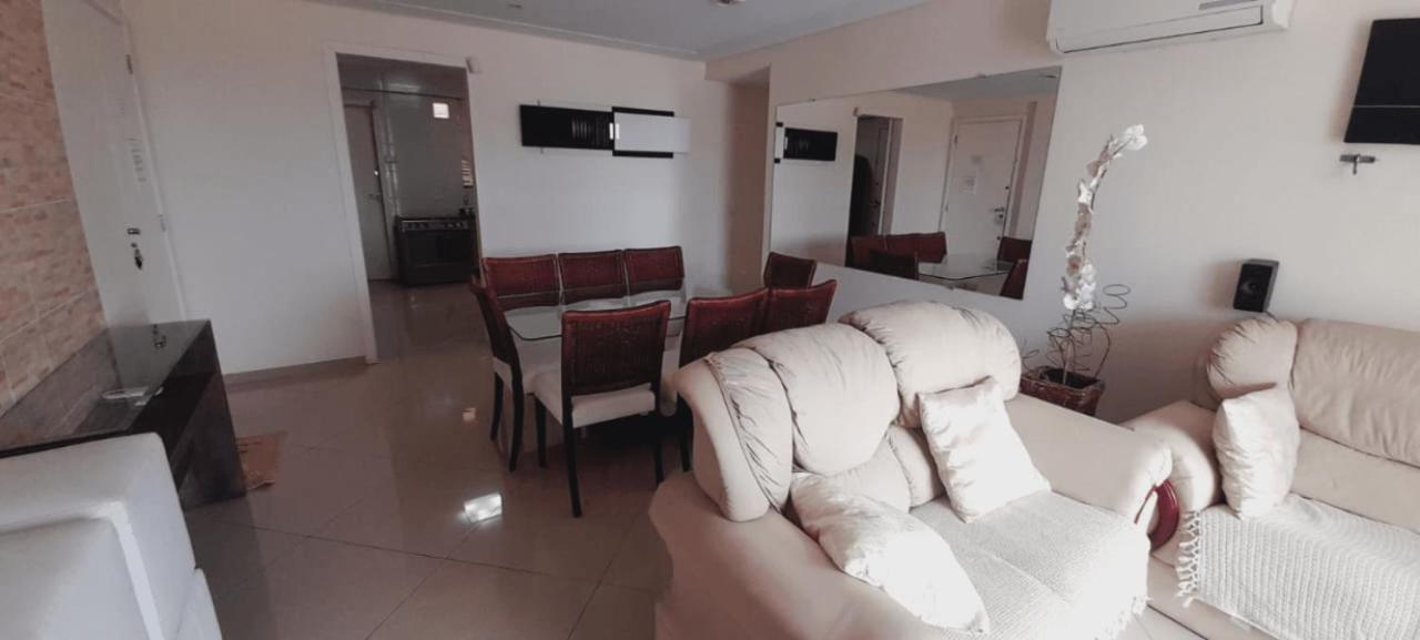 Lindo Apartamento No Coracao Da Cidade - Apartamento Inteiro Ou Seja Nao E Compartilhado Com Outras Pessoas - Perto De Tudo - 2 Quartos - Ar Condicionado - Churrasqueira - Cozinha Completa - 120 Metros Quadrados Ao Todo - Quartos Com 12 Metros Quadra 乌尼昂-达维多利亚 外观 照片